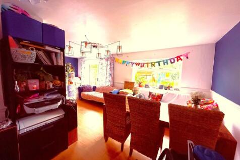 Lounge Diner