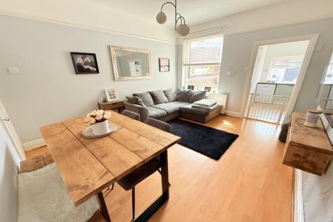 Rear Reception Room/