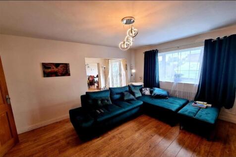Lounge 2