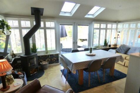Family/Dining Room