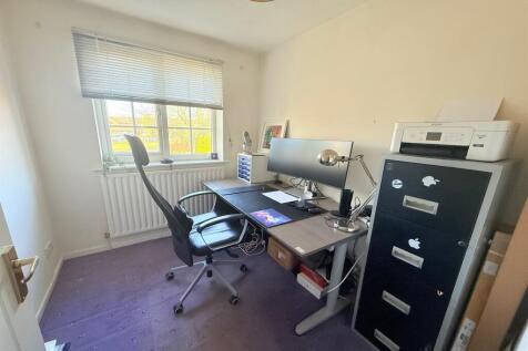 Home Office/Bedroom 