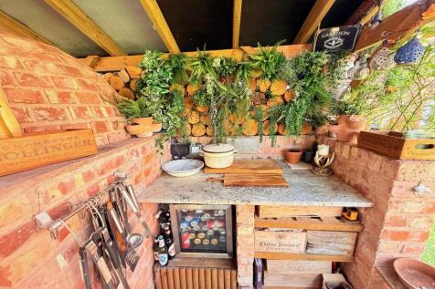 Garden Kitchen