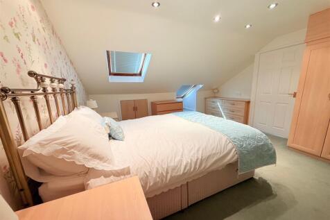 Upstairs Bedroom 3