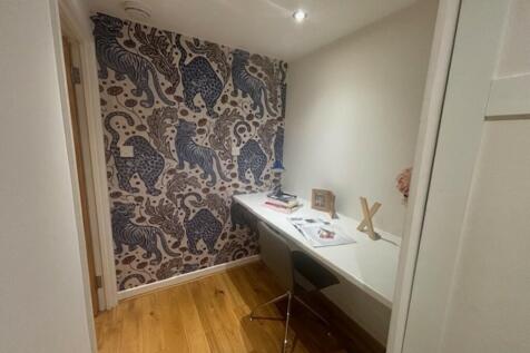 alness26flat7desk...