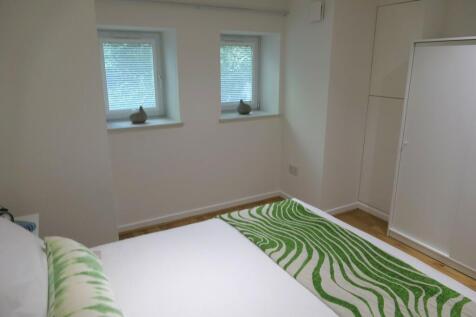 alness8bed2