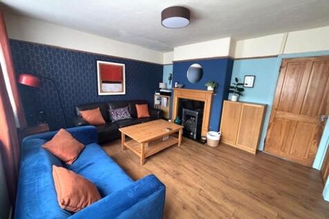 burrows7lounge1