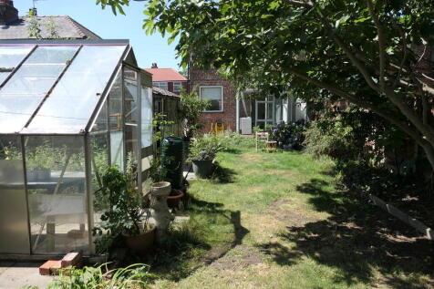 oakfield7garden1