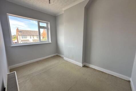Bedroom Two (3.70 x 2.50)