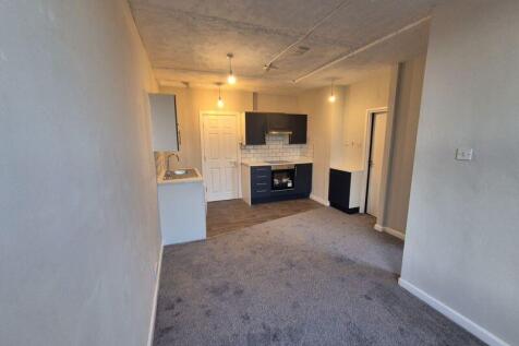 Kitchen/ Living Room