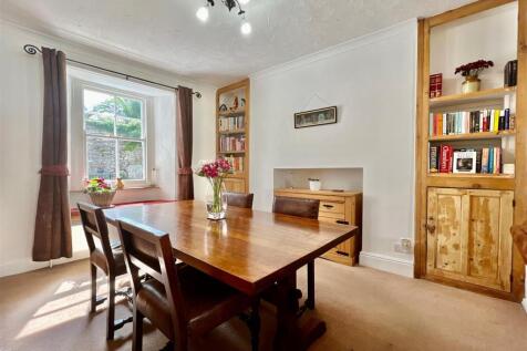 84 Drew Street 4.JPG