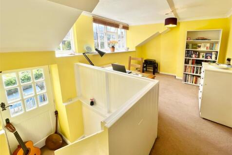 84 Drew Street 7.JPG