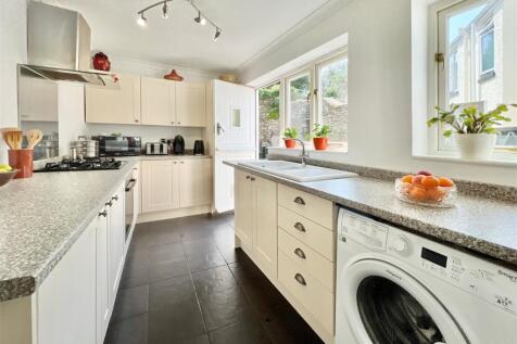 84 Drew Street 12.JPG