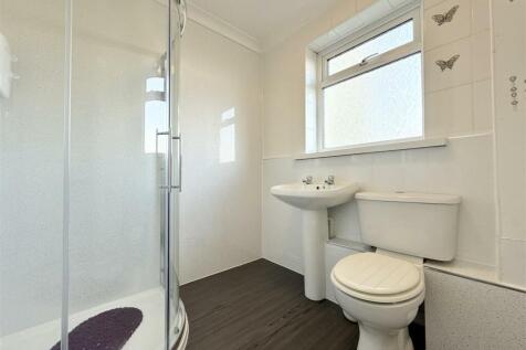 Shower  Room.jpeg