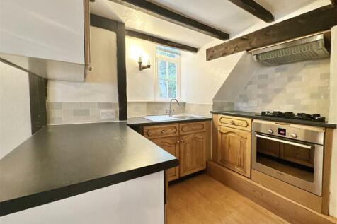 Kitchen_.jpg