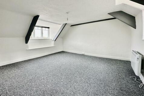 Bedroom 3.JPG