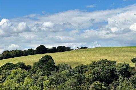 Countryside Views To Front.JPG