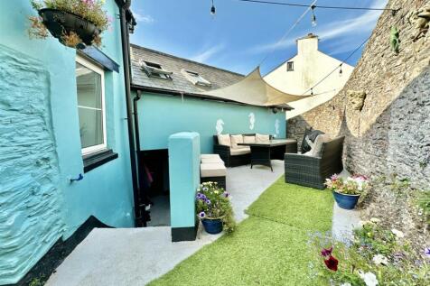 Rear Garden.jpg
