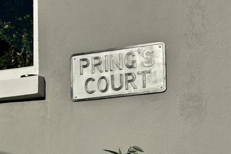 6a Prings Court 12.JPG