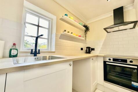 Kitchen_.jpg