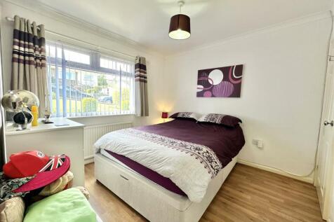 Bedroom 2.jpg