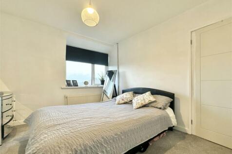 Briseham Road - 5.jpg