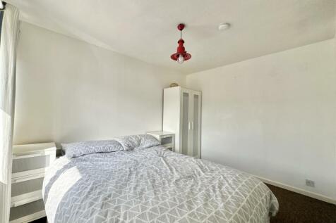 Bedroom  2.jpg
