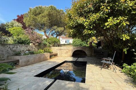 Mediteranean Reflecting Pool.JPG