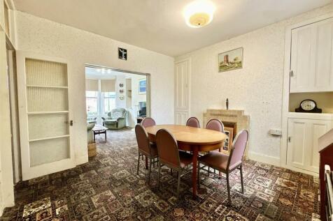 Dining  Room.jpg