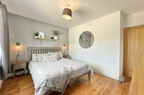 Bedroom  1.jpg