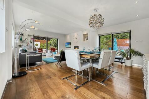 Lounge Dining Room.JPG