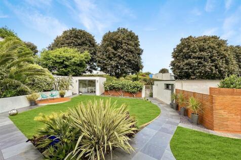 Front Garden.JPG