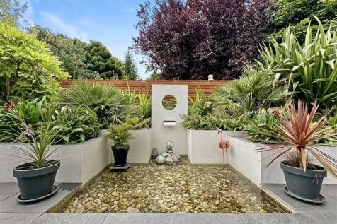 Water Feature.JPG
