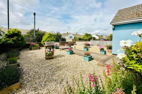 Front Garden.JPG