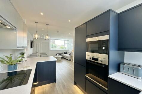 Kitchen Through.jpg