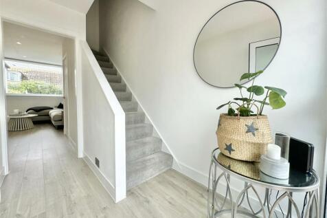 Entrance Hall.jpg