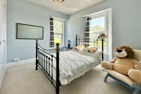 Bedroom 3.JPG