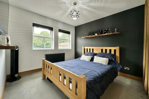 Bedroom  1.jpg