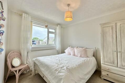 Bedroom  2.jpg