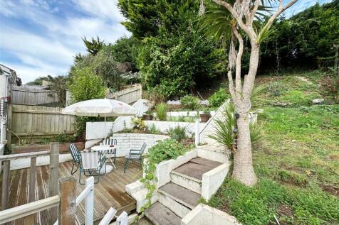 Rear Garden_.JPG