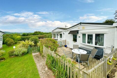 Front Garden &amp; View.JPG