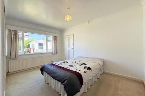 Bedroom__.jpg