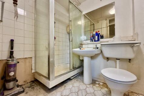 Shower Room.jpeg