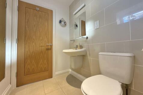 Shower Room.jpeg