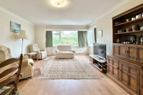 Living Room.JPG