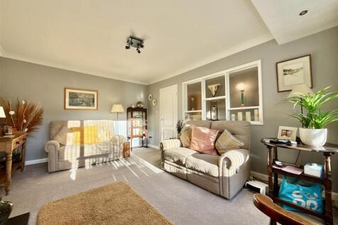 Living Room.jpeg