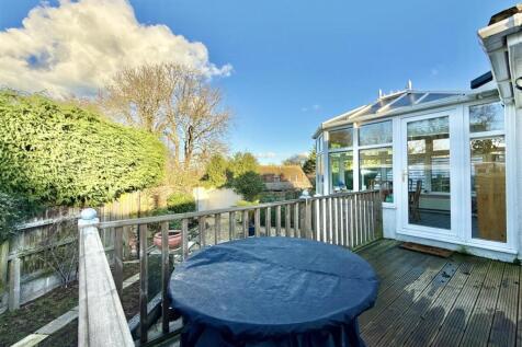 Rear Deck.jpeg