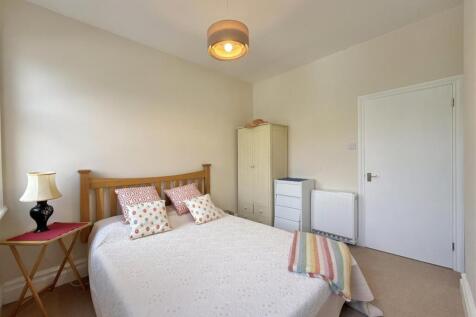 Bedroom  1.jpg