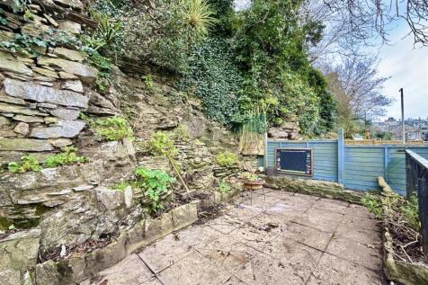 Rear Garden Left.JPG