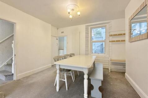 Dining  Room.JPG