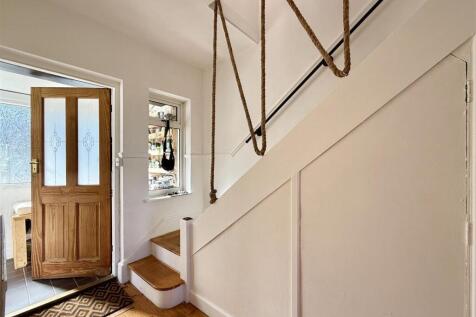 Entrance Hall.jpg
